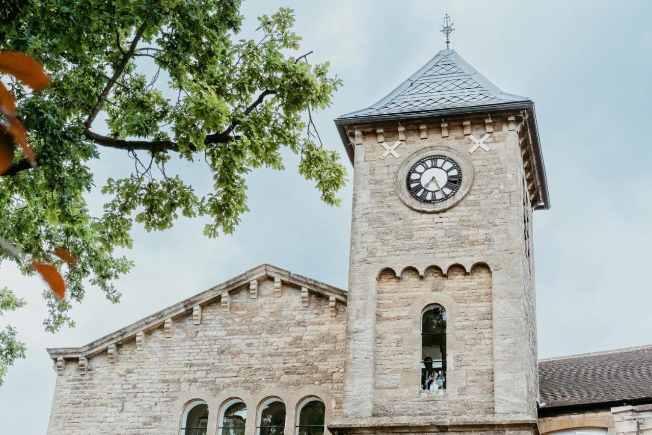 The Clock Tower Stow Apartment Exterior foto